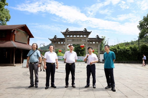 永康日报报道：世界胡氏宗亲联合总会赴永康考察交流胡公文化