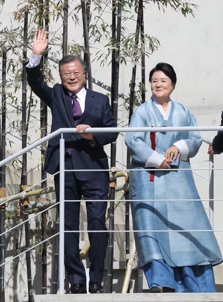 ee588ae7888f882bbc2e2d9a9693f1b