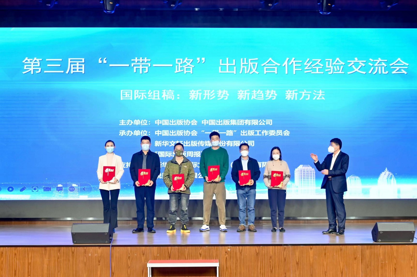 0918db6cef2e8ca9ad62a1c0275d99d