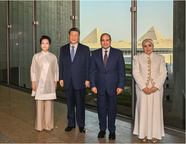 近观中国）文明的双向奔赴，习近平参观大埃及博物馆 