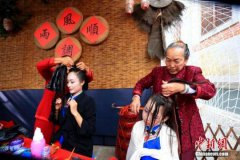 百名湄洲女同梳帆船头 妈祖信俗绽时代魅力