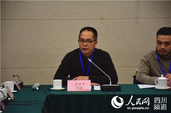 侨网总编王卫平。 樊成亮摄