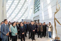 韓美林雕塑作品鳳凰展