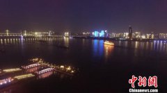 武汉展大江大湖大城气魄