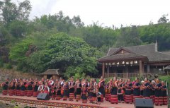 拉祜族歌声与精准扶贫