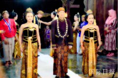 艺术成就被印尼皇室肯定 黄建南获伯爵册封