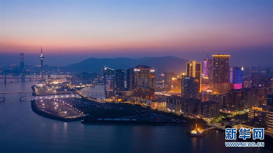 1576894332374433.jpg 1125340620_15761538239561n.jpg