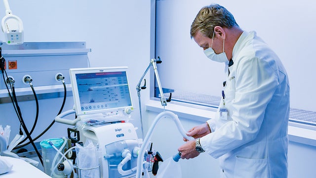 1585699321296695.jpg coronavirus_ventilators_032520getty.jpg