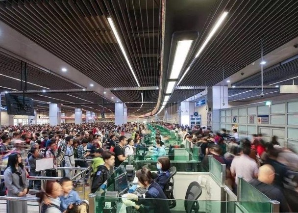 1596073056789139.jpg bkn-20200729182926249-0729_00822_001_01p.jpg