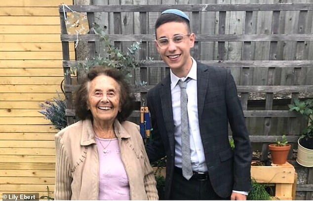 1611642763122964.jpg 30579080-9183487-Lily_contracted_the_virus_in_January_and_was_treated_at_her_home-a-10_1611564005973.jpg