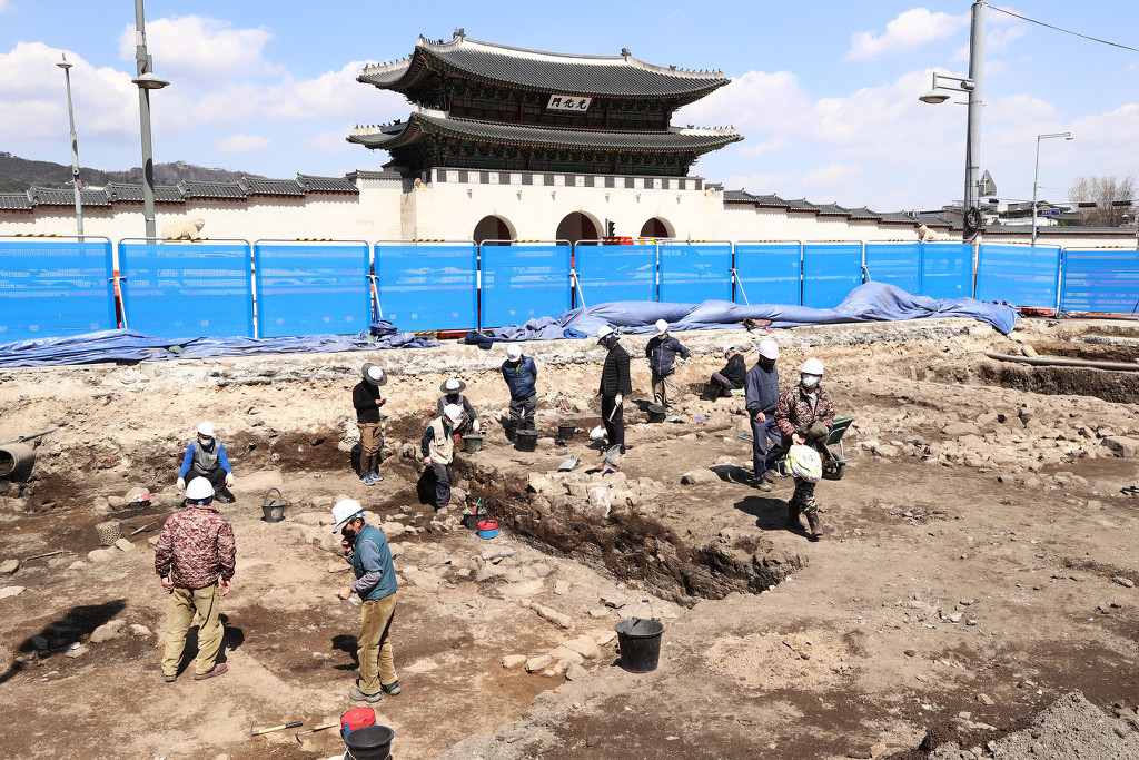 1616464129172547.jpg 1166843087167422478.jpg