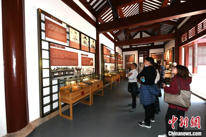 点击进入下一页