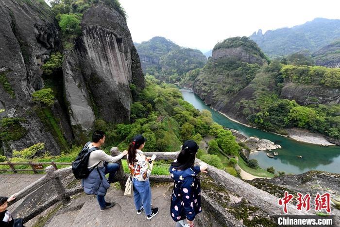 点击进入下一页