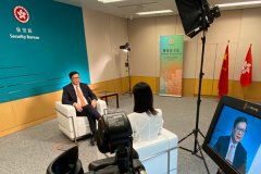 凤凰卫视独家专访邓炳强