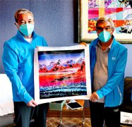 巴赫接受于再清转交的油画《光辉历程》系著名