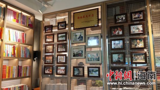 海南最美书店——凤凰九里书屋。王晓东摄