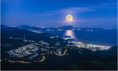 中药联释读中秋月色