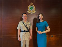 凤凰卫视独家专访香港海关关长邓以海